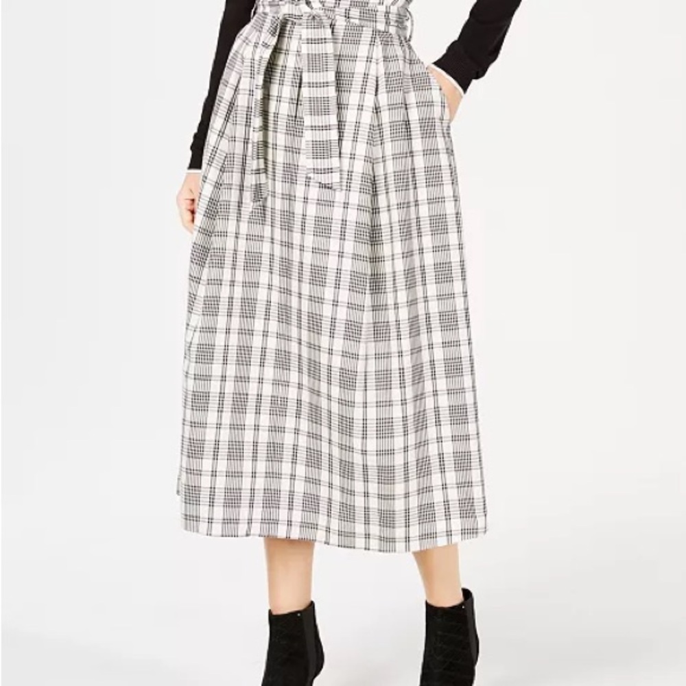 Weekend MaxMara midi plaid skirt size 4 timeless style